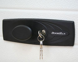 Новые замки для гаражных и промышленных ворот «DoorHan»