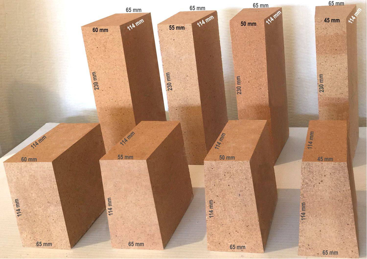 ША-48 Кирпич шамотный клиновой огнеупорный 250х124х65/55мм Боровичи купить в Санкт-Петербурге