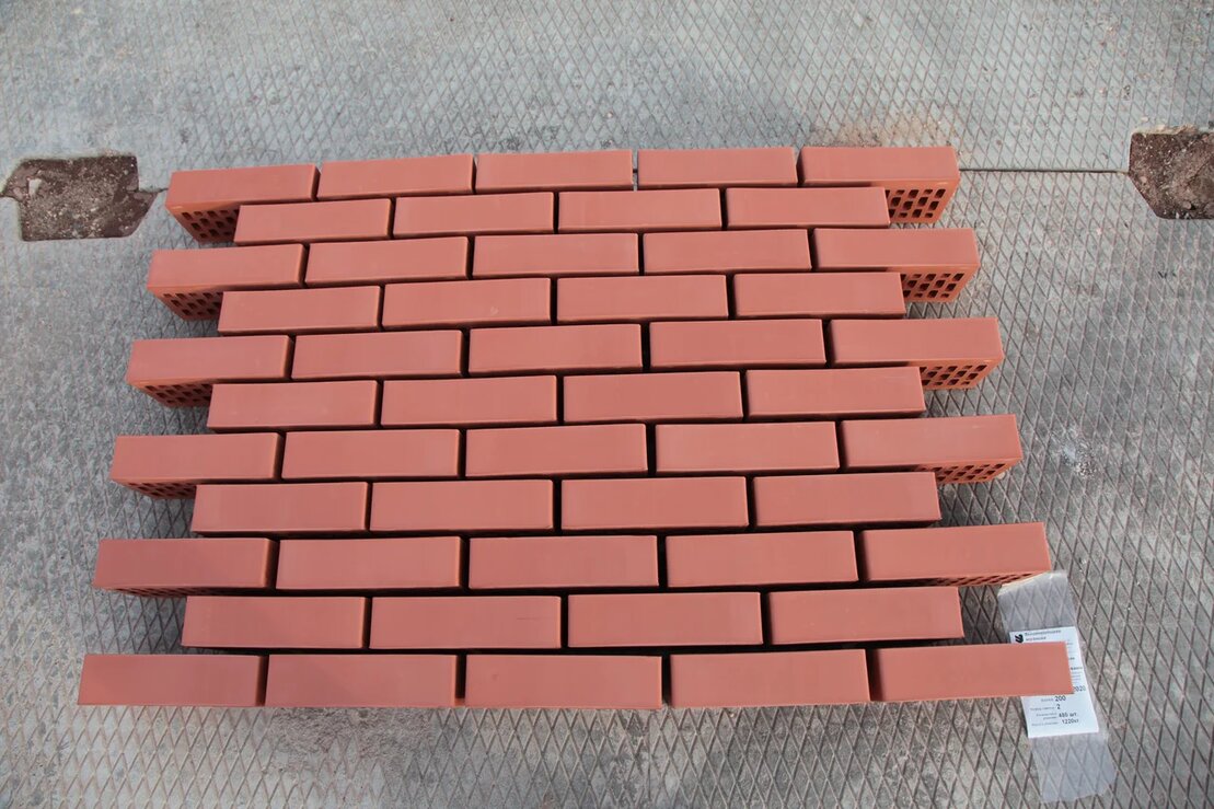 ВВК КЗ Кирпич лицевой Красный Пестрый Гладкий 1НФ 250х120х65мм 480шт/пд купить в Санкт-Петербурге