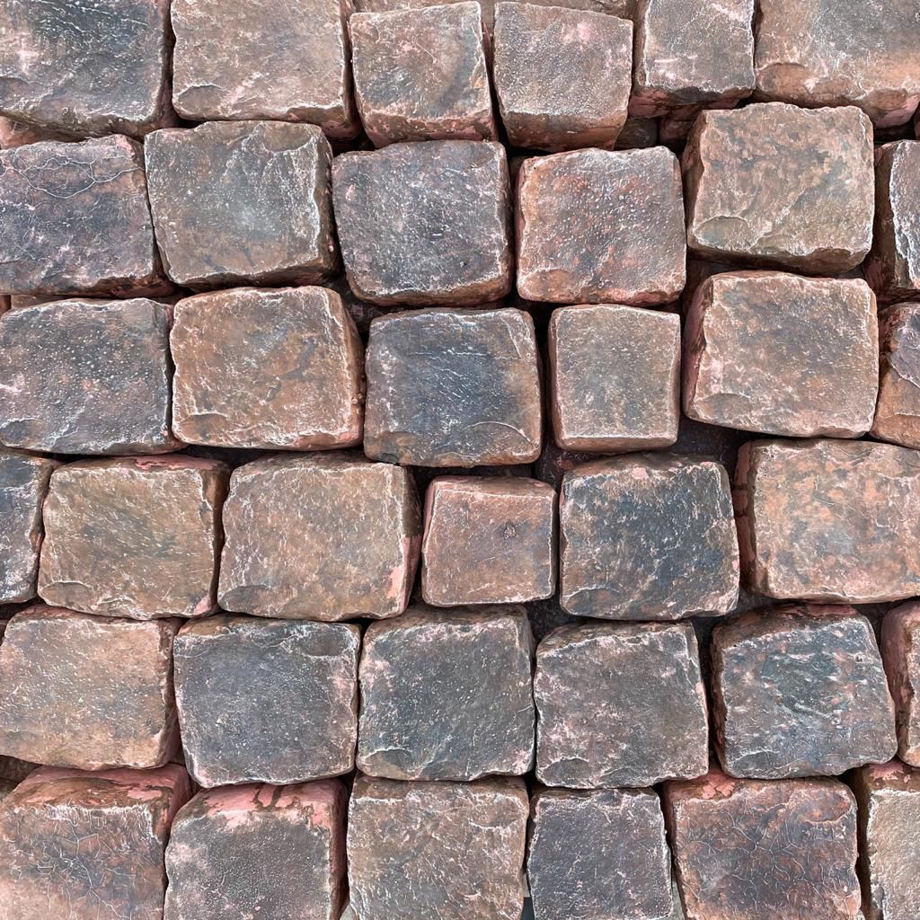 Плитка тротуарная Габбро микс красный CraftStone купить в Санкт-Петербурге