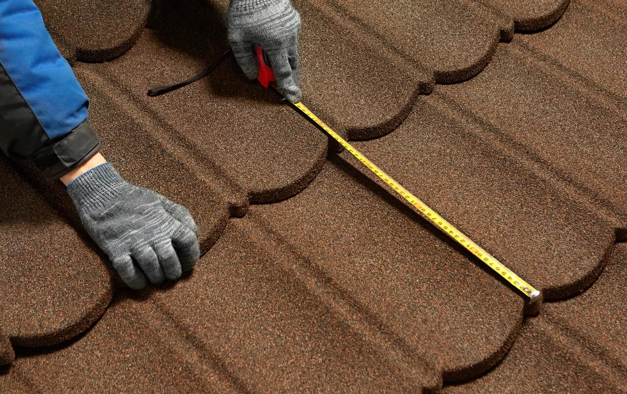 Черепица композитная 0.40мм 1340х420мм CM ROOF BOND BLACK (черный)