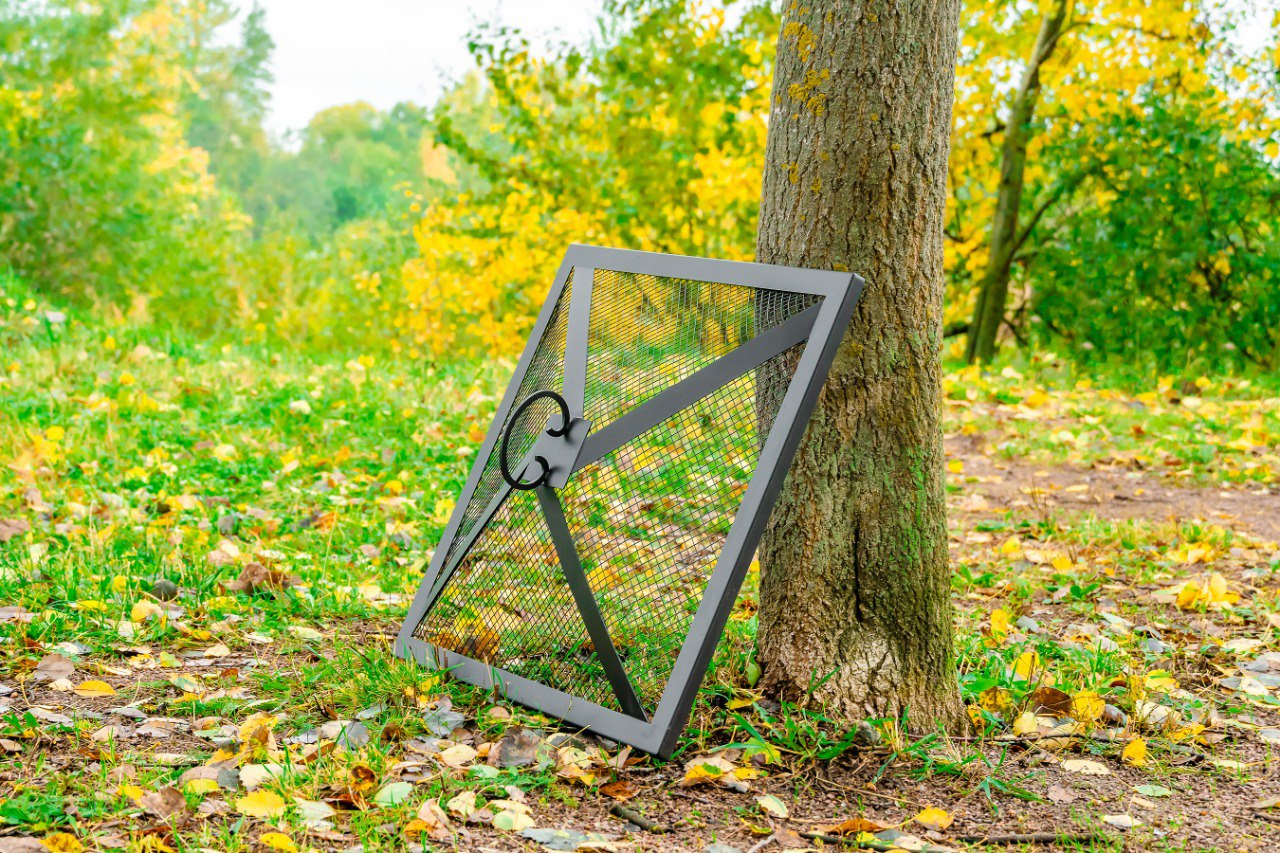 Крышка-искрогаситель для очага "Листья"/"Афины" D900  купить в Санкт-Петербурге