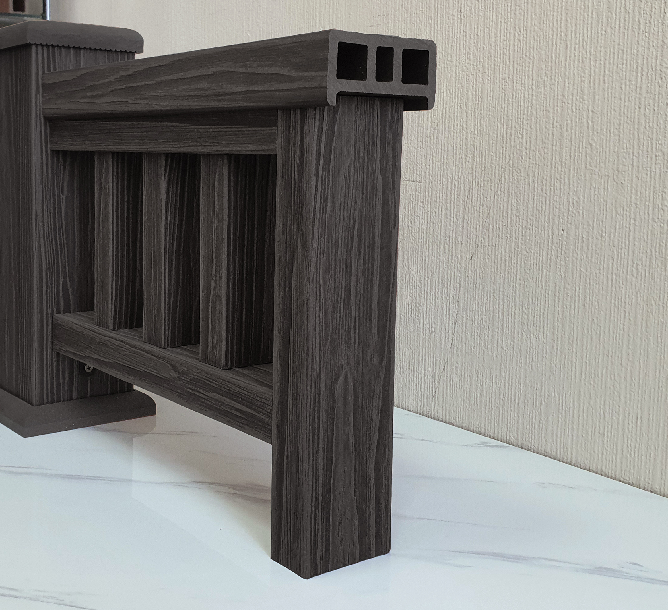 Перила ТЕРРАпол 3D Черное Дерево 84х43х2400мм купить в Санкт-Петербурге