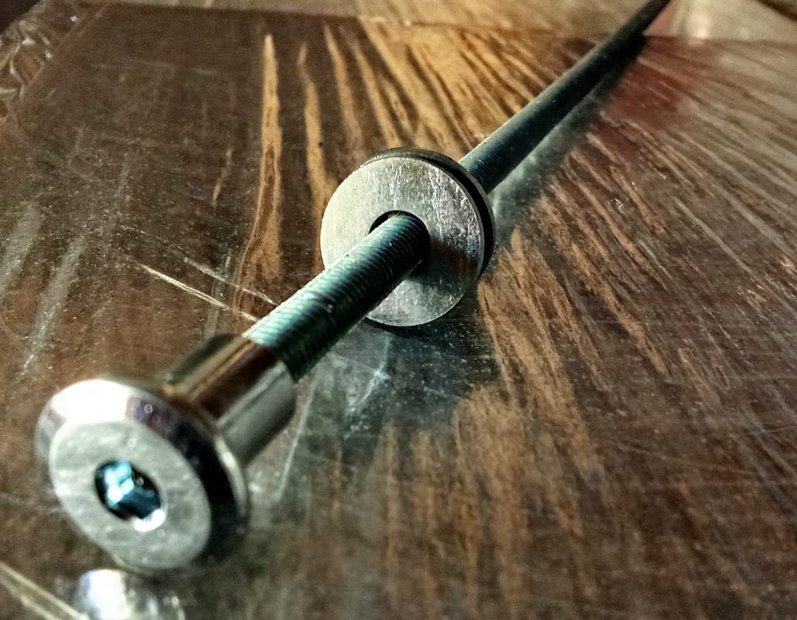 Стяжка для грядочной доски металлическая ВД (шпилька 1.05м 2шайбы 2гайки Эриксона) купить в Санкт-Петербурге