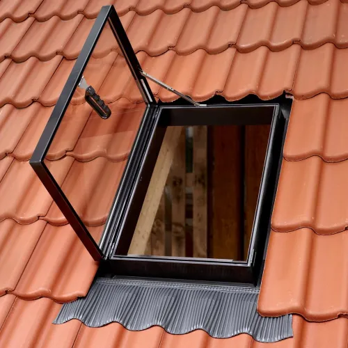 Окно-люк GVT 103 0059Z для холодных нежилых чердаков Velux (Велюкс) 54х83 см купить в Санкт-Петербурге