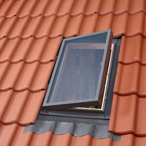 Окно-люк VLT 029 1000 (Вельта) для холодных нежилых чердаков Velux (Велюкс) 45х73 см купить в Санкт-Петербурге